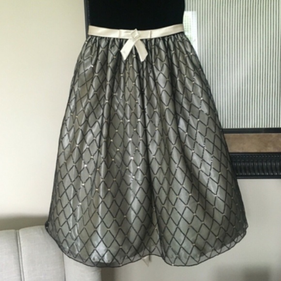 Cinderella Dress Black Velvet Gold Overlay Flower Girl - Picture 4 of 4